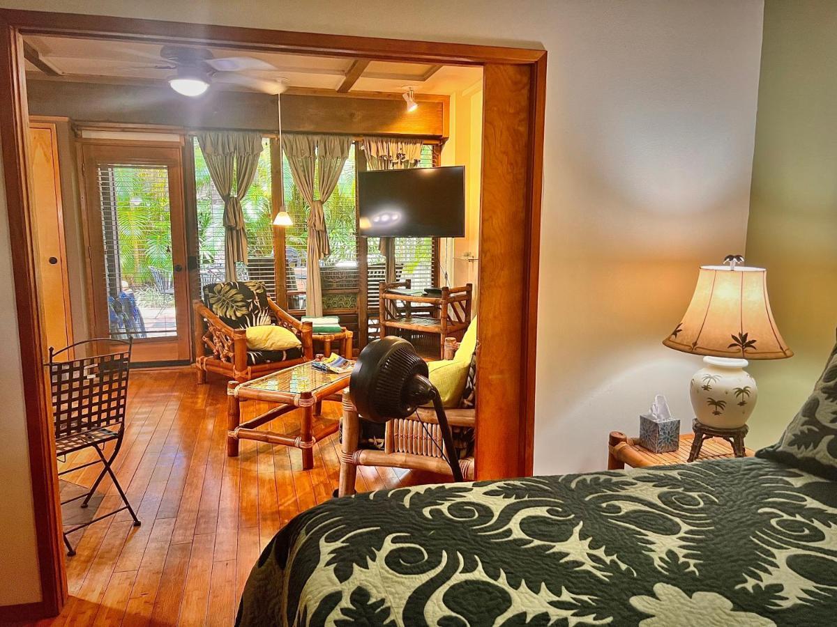 Maui What A Wonderful World Bed & Breakfast Уэйлея Экстерьер фото